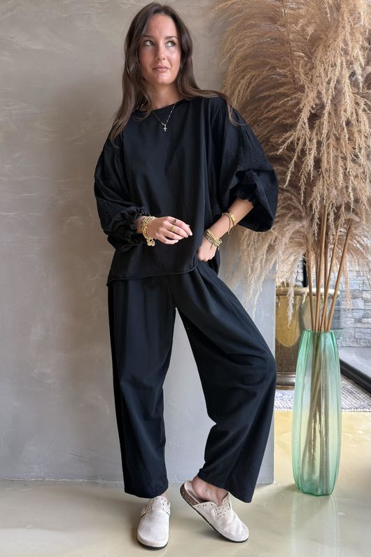 Atik Batwing Top Black - p